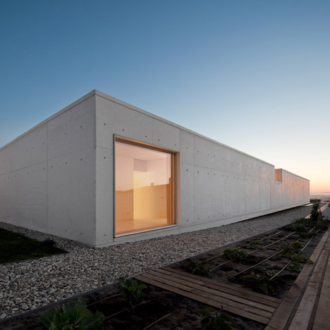 House in Leiria by ARX House in Leiria by ARX