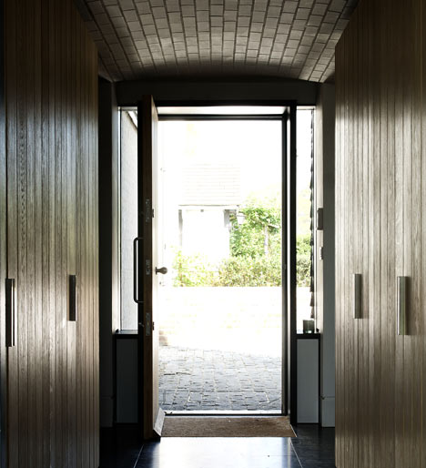 Mission Hall by Adam Richards Architects Mission Hall by Adam Richards Architects