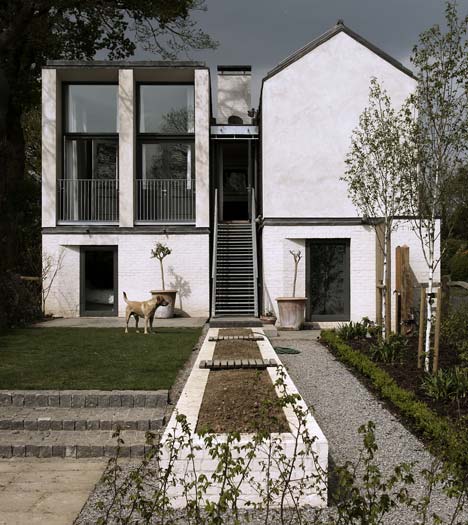 Mission Hall by Adam Richards Architects Mission Hall by Adam Richards Architects