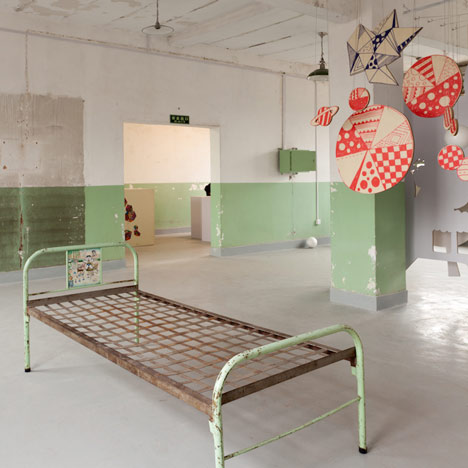 Silent Heroes: Objects, as told by Zhou Xun