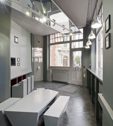 Student Salon by Feix & Merlin Student Salon by Feix & Merlin