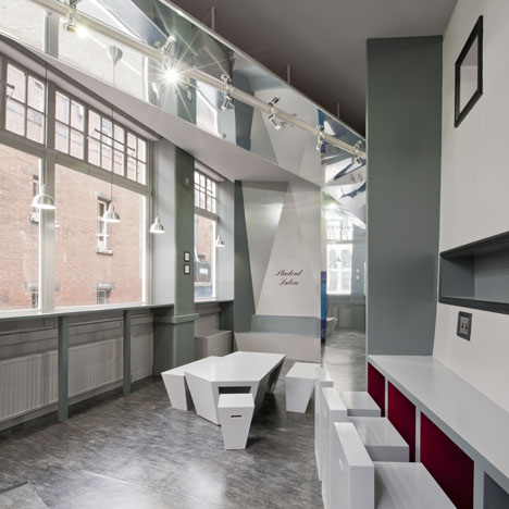 Student Salon by Feix & Merlin