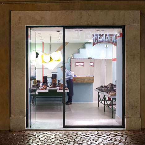 Camper store in Rome by Doshi Levien Camper store in Rome by Doshi Levien