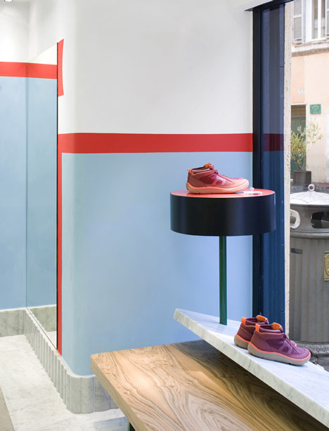 Camper store in Rome by Doshi Levien Camper store in Rome by Doshi Levien