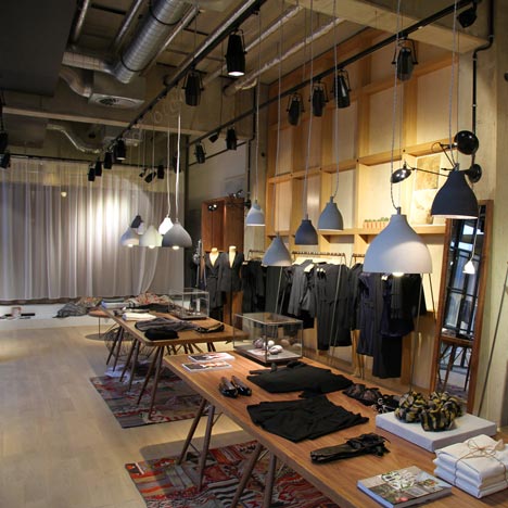 Esprit Lighthouse store by Reich und Wamser