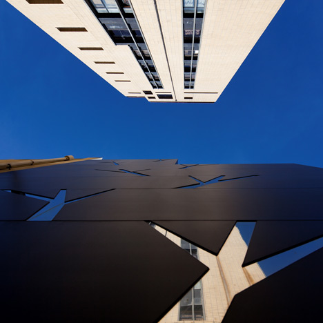 Frei Sebastião House by Arsónio Fernandez