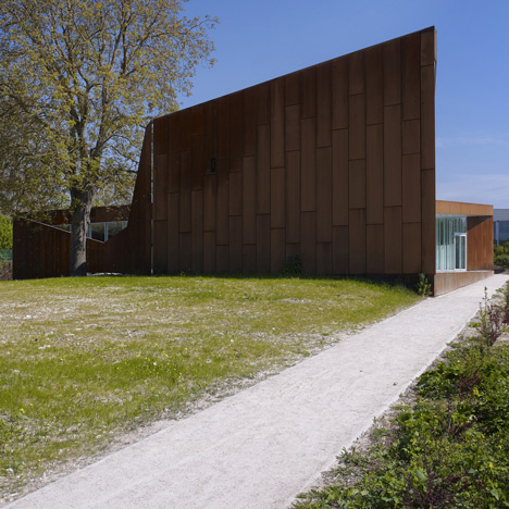 Médiathèque Corbie by Béal & Blanckaert