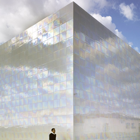 Music Hall and House in Algueña by Cor & Asociados
