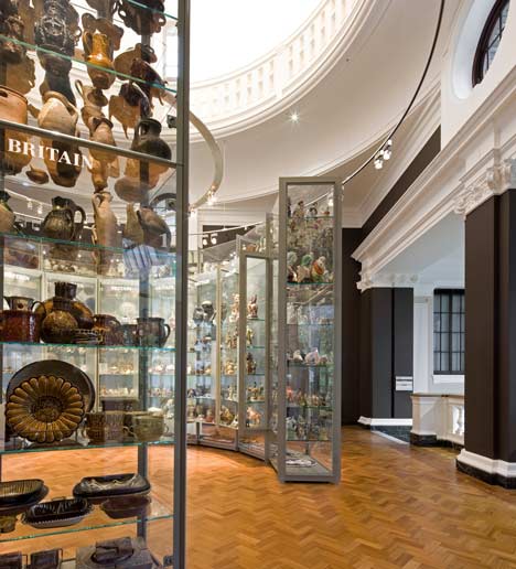 V&A Ceramics Study Galleries by OPERA Amsterdam V&A Ceramics Study Galleries by OPERA Amsterdam