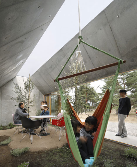 Outside In by Takeshi Hosaka