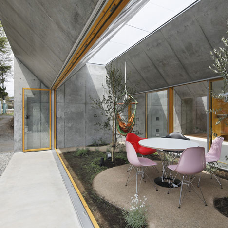 Outside In by Takeshi Hosaka
