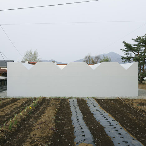 Outside In by Takeshi Hosaka