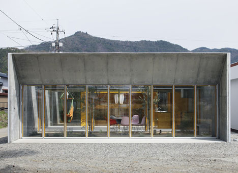 Outside In by Takeshi Hosaka