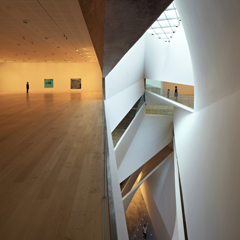 Herta and Paul Amir Building of the Tel Aviv Museum of Art by Preston Scott Cohen Herta and Paul Amir Building of the Tel Aviv Museum of Art by Preston Scott Cohen