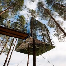 Mirrorcube tree house now for sale