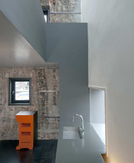 Black Pearl by Studio Rolf.fr with Zecc Architecten Black Pearl by Studio Rolf.fr with Zecc Architecten
