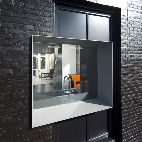 Black Pearl by Studio Rolf.fr with Zecc Architecten