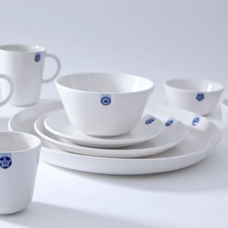 Blue D1653 by Arian Brekveld, Chris Koens and Damian O'Sullivan for Royal Delft