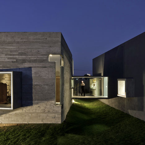 House for two artists by m + n arquitectos and Patricia Perera