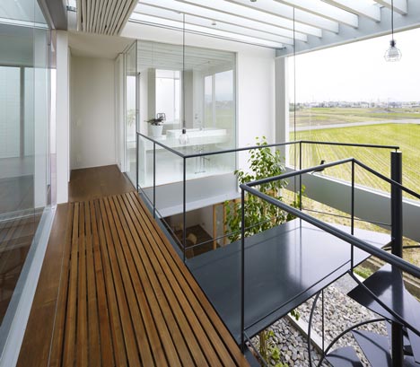 House in Masaki by Hayato Komatsu Architects House in Masaki by Hayato Komatsu Architects