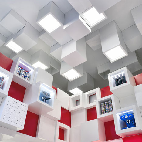 Illy Shop by Caterina Tiazzoldi