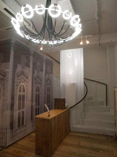 Salon by Takara Space Design