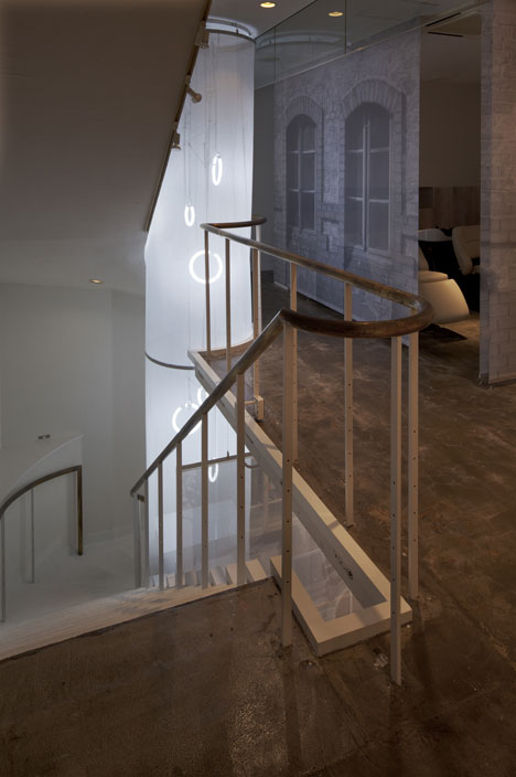 Salon by Takara Space Design