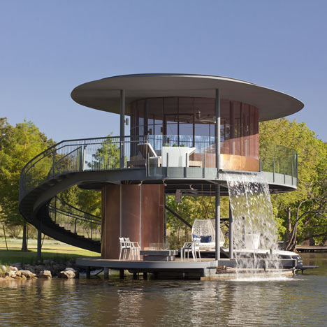 Shore Vista Boat Dock by Bercy Chen Studio
