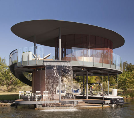 Shore Vista Boat Dock by Bercy Chen Studio