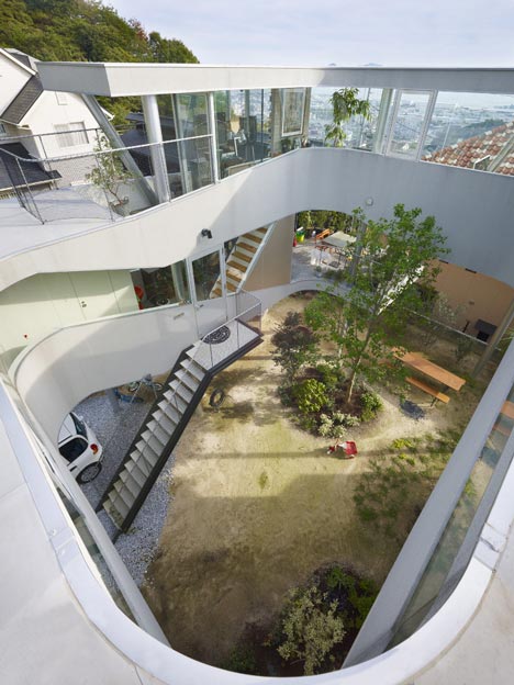 Toda House by Kimihiko Okada Toda House by Kimihiko Okada
