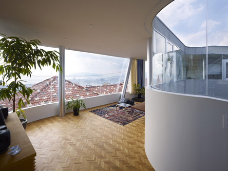 Toda House by Kimihiko Okada Toda House by Kimihiko Okada