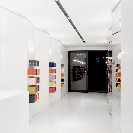 Urbanears at Boxpark by 42 Architects