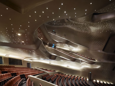 Guangzhou Opera House by Zaha Hadid Architects Guangzhou Opera House by Zaha Hadid Architects