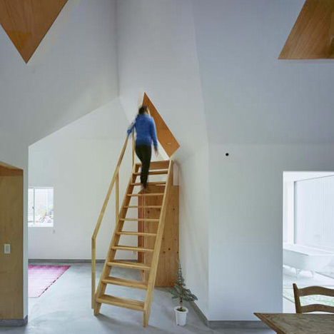 House-in-Hieidaira-by-Tato-Architects House-in-Hieidaira-by-Tato-Architects