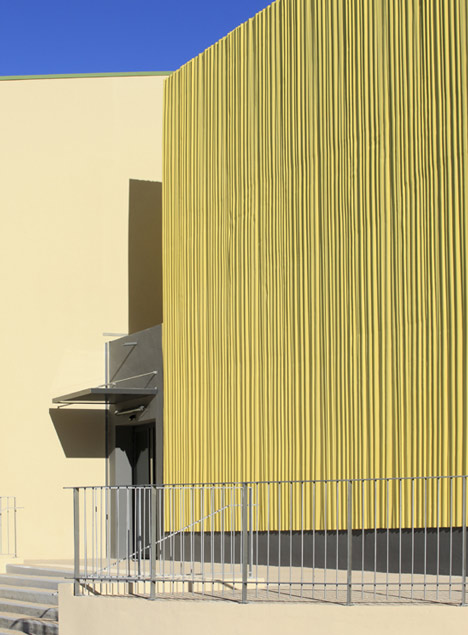 Gymnastics building by Heams et Michel Gymnastics building by Heams et Michel