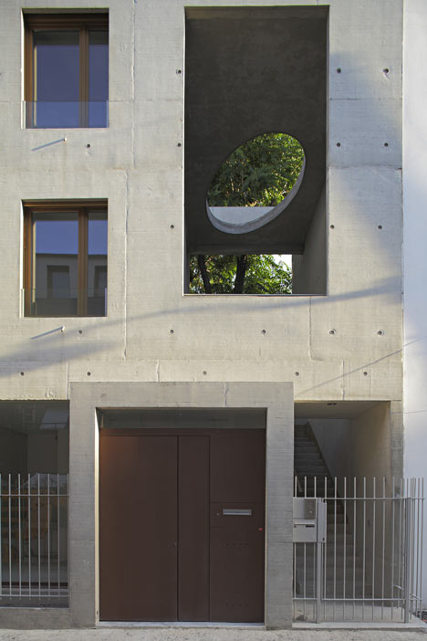 8 dwellings, 4 artist studios and 1 retail area by Charles-Henri