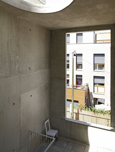 8 dwellings, 4 artist studios and 1 retail area by Charles-Henri