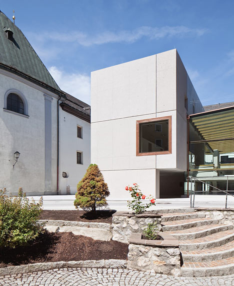 Hauptschule Rattenberg by Daniel Fügenschuh