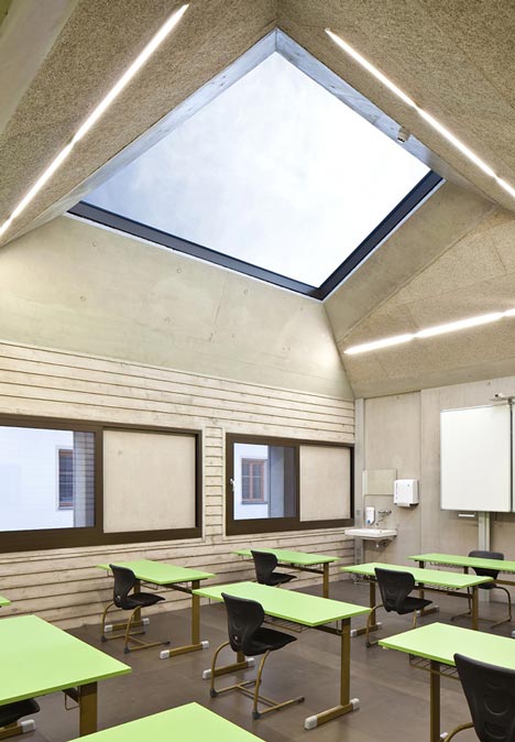 Hauptschule Rattenberg by Daniel Fügenschuh