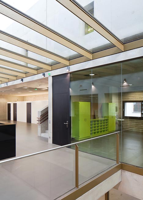 Hauptschule Rattenberg by Daniel Fügenschuh