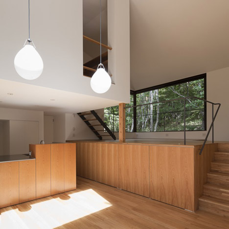 Tiered Lodge by Naoi Architecture and Design Office