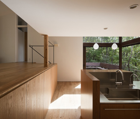 Tiered Lodge by Naoi Architecture and Design Office Tiered Lodge by Naoi Architecture and Design Office