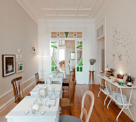 AIA Coffee & Restaurant by Inês Aia