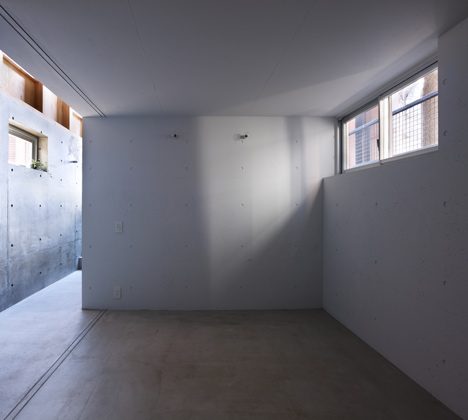 House in Seya by Suppose Design Office House in Seya by Suppose Design Office