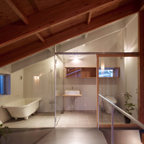 House in Seya by Suppose Design Office House in Seya by Suppose Design Office