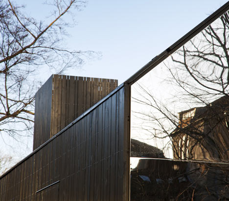 Mirror House by MLRP Mirror House by MLRP