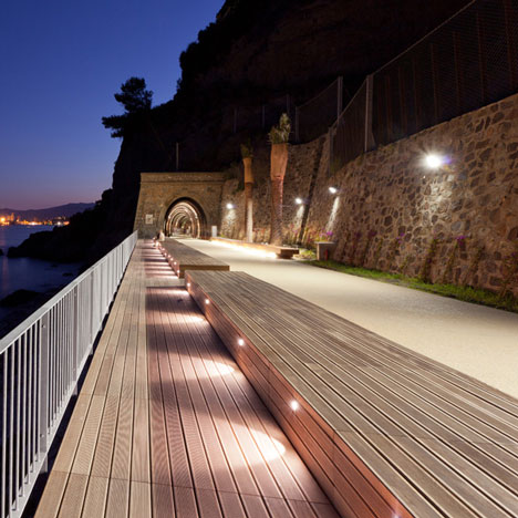 Public Promenade by 3S Studio Public Promenade by 3S Studio