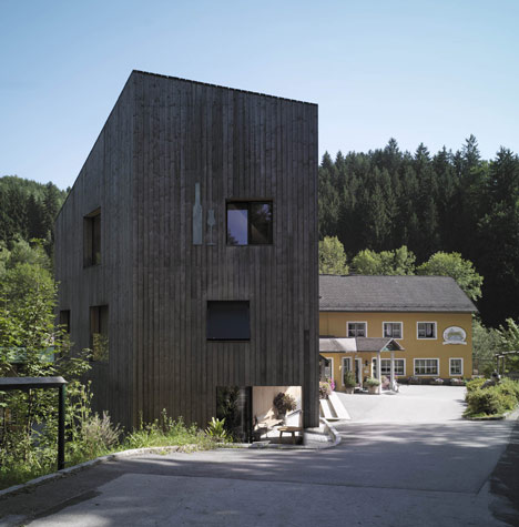 Stoaninger Distillery by Hammerschmid, Pachl, Seebacher – Architekten Stoaninger Distillery by Hammerschmid, Pachl, Seebacher – Architekten