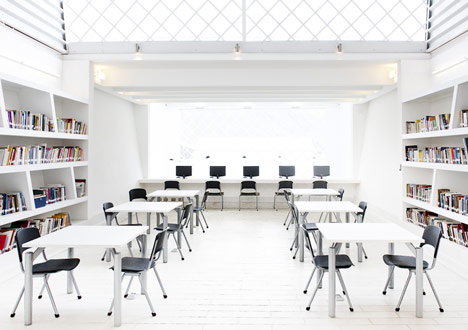 Taltal Public Library by Murua Valenzuela Architects