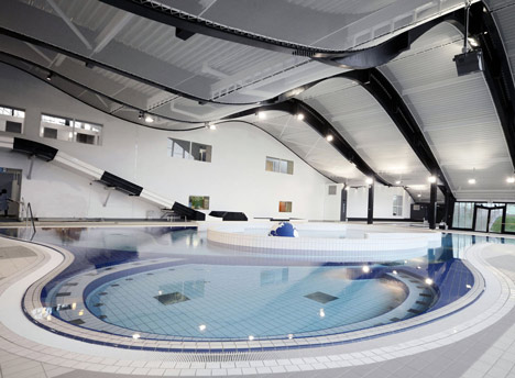 The Mantes-la-Jolie Water Sports Centre by Agence Search